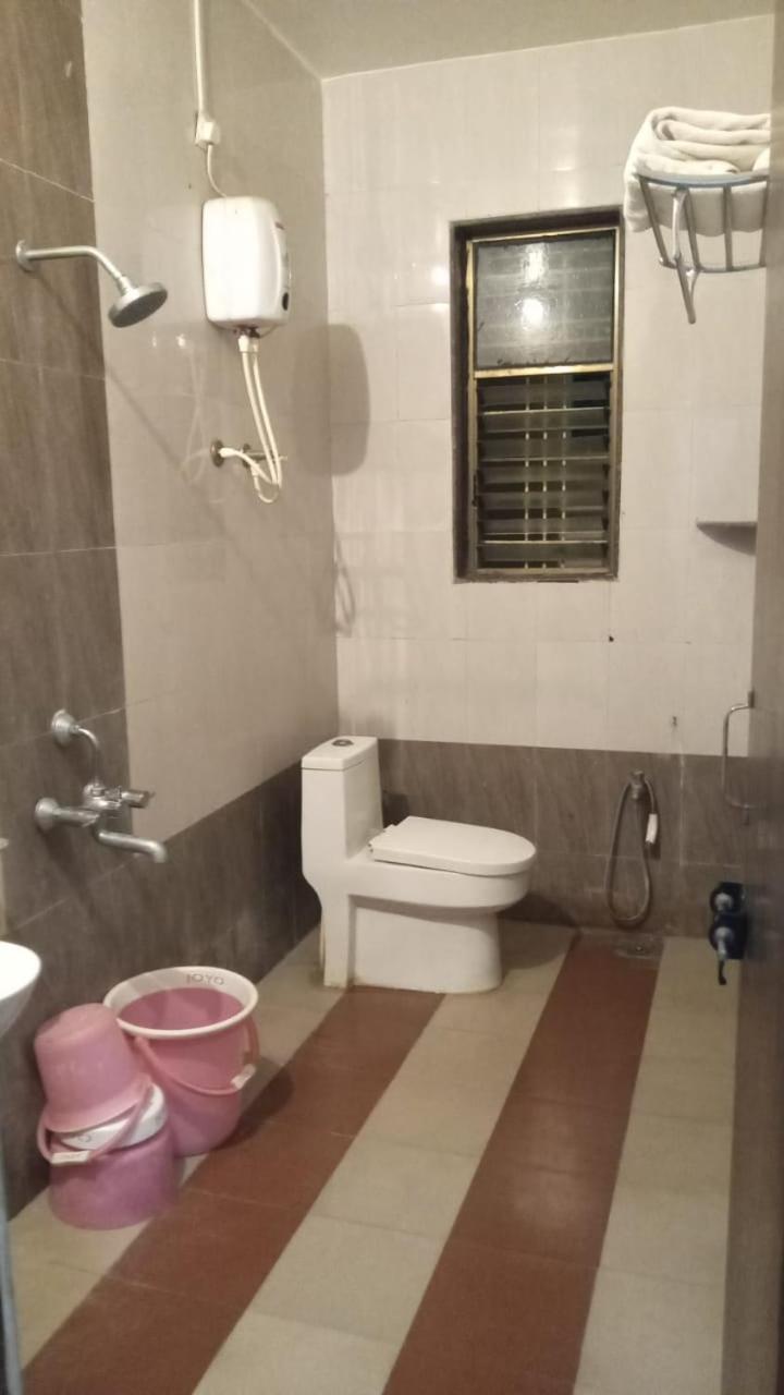 Hotel Swamiraj Indapur  ภายนอก รูปภาพ