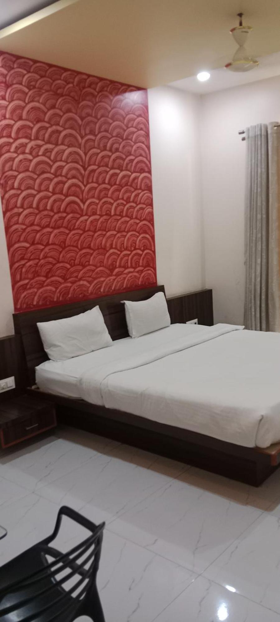 Hotel Swamiraj Indapur  ภายนอก รูปภาพ